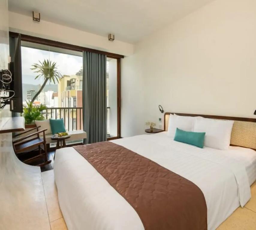 Hotel Le Bouton 4*