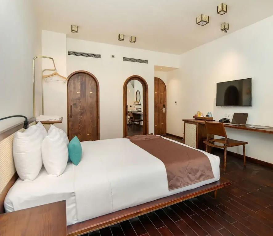 Hotel Le Bouton 4*