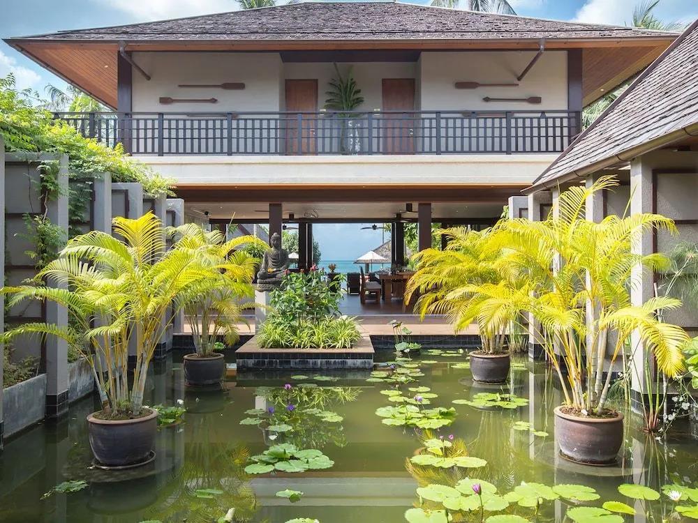 Baan Puri 0*