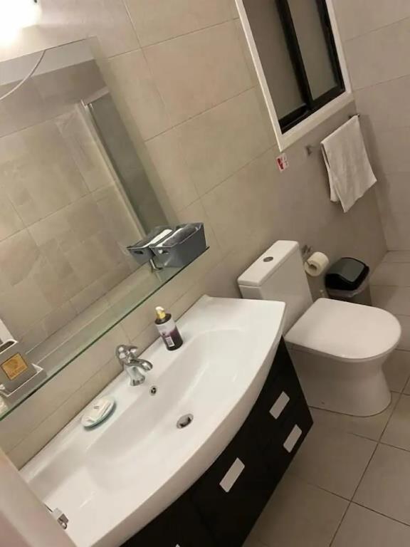 City Comfort Rooms 0*