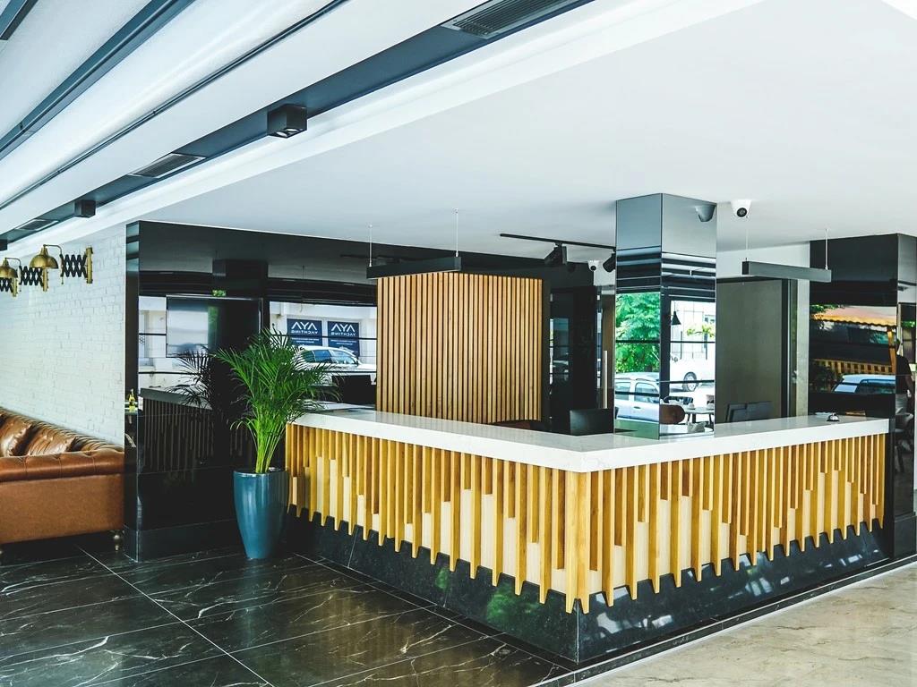 Ni Hotel Lara 2*