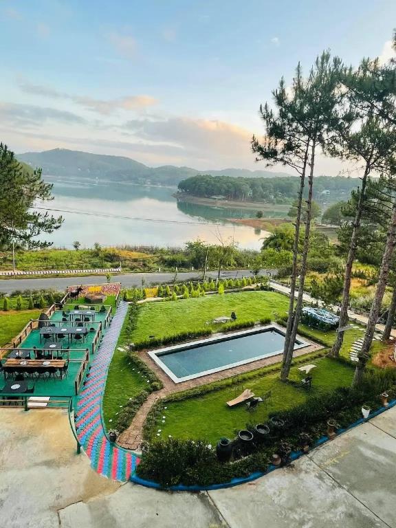 Romeo  Juliet Dalat Resort 3*