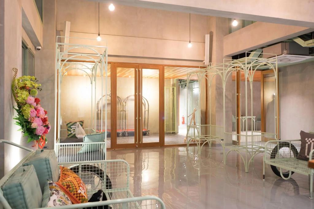 Samsen Street Hotel 3*