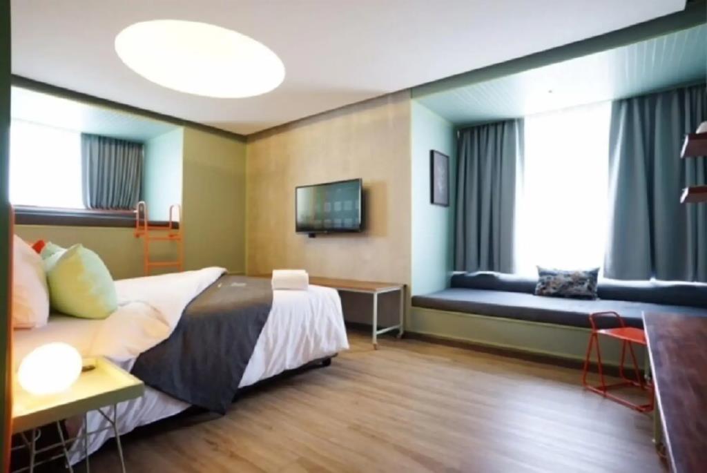 Samsen Street Hotel 3*