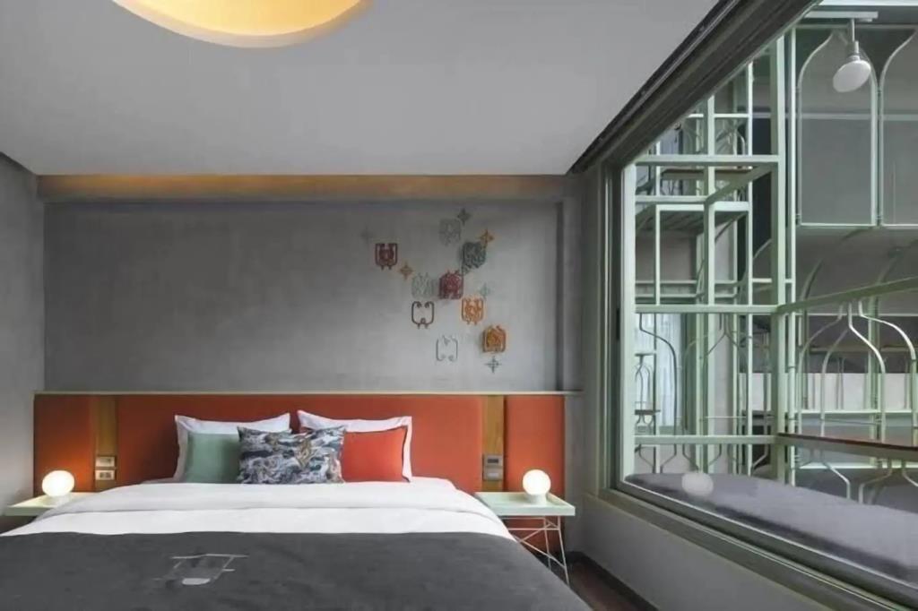Samsen Street Hotel 3*