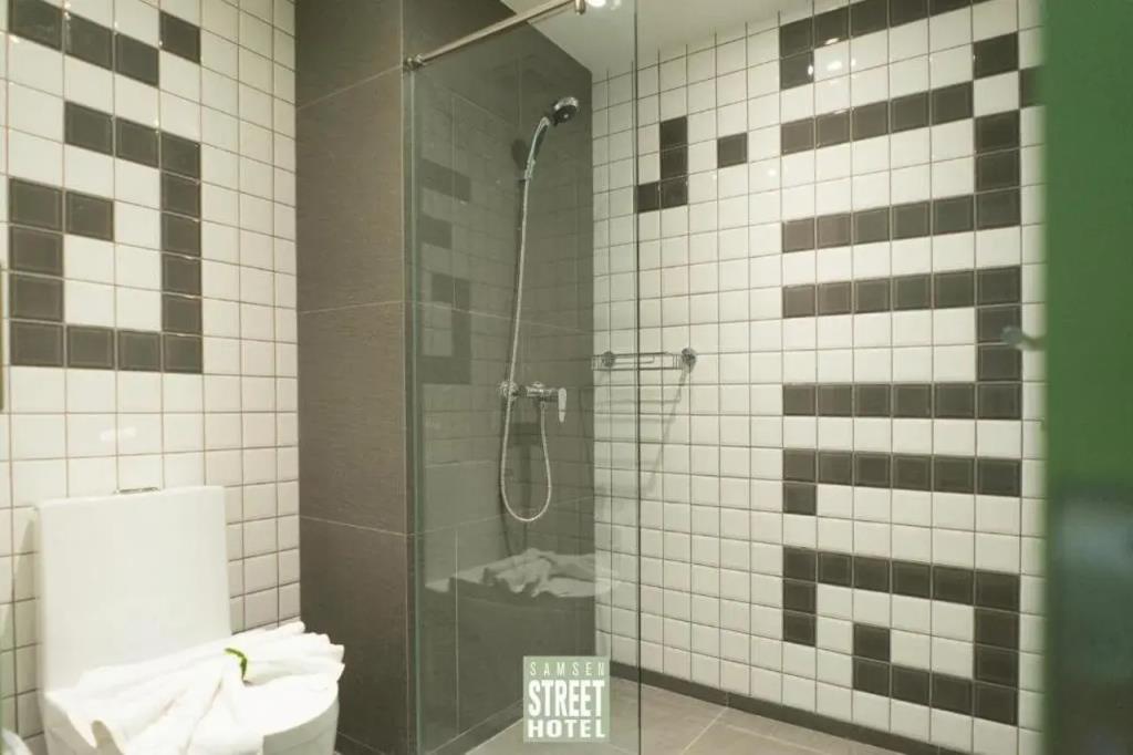 Samsen Street Hotel 3*