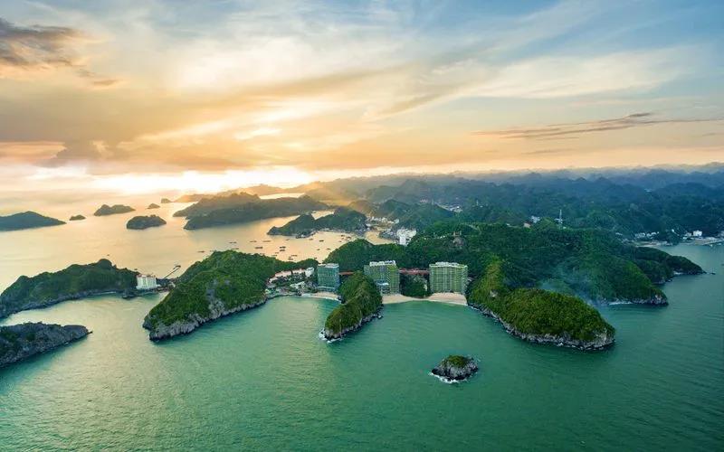 Wyndham Grand Flamingo Cat Ba Resort Hotel 5*