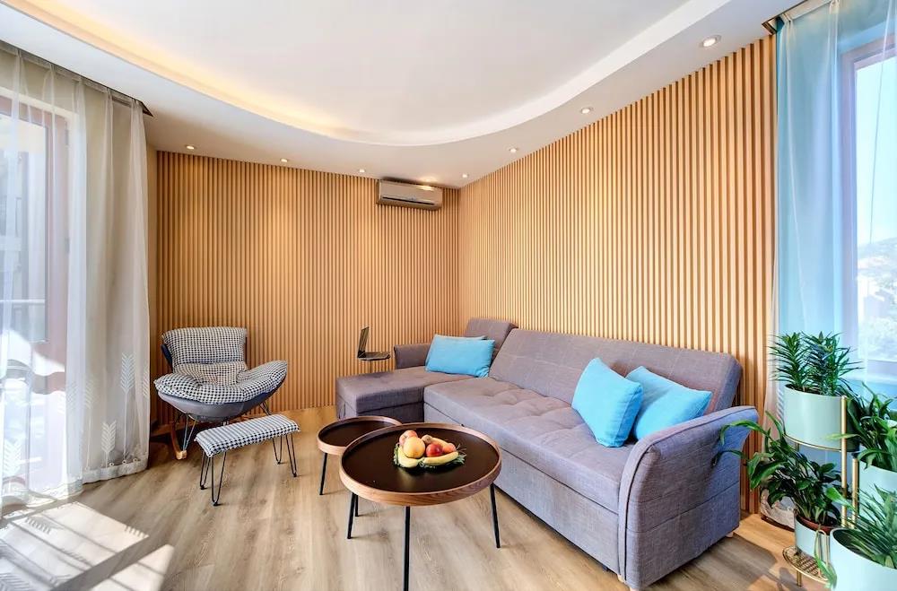 Marty's Beachfront Smart Homes 3*