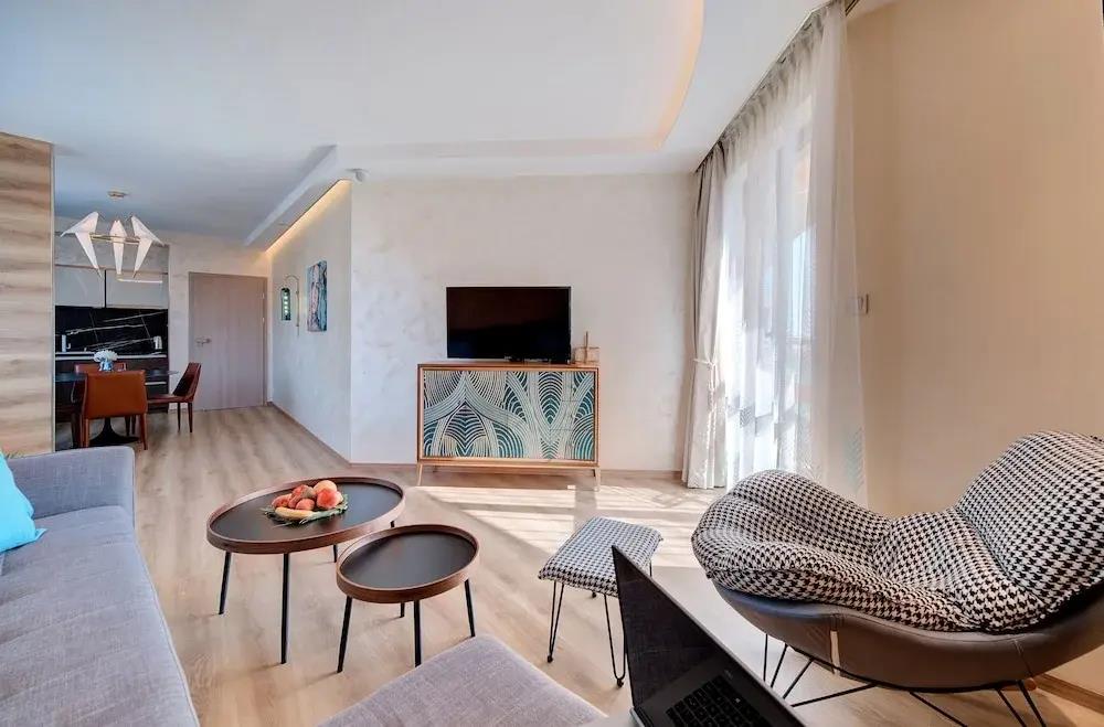 Marty's Beachfront Smart Homes 3*