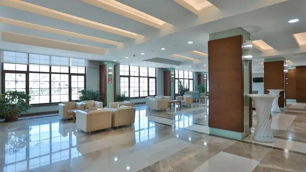 Eliz Thermal Convention Center 0*