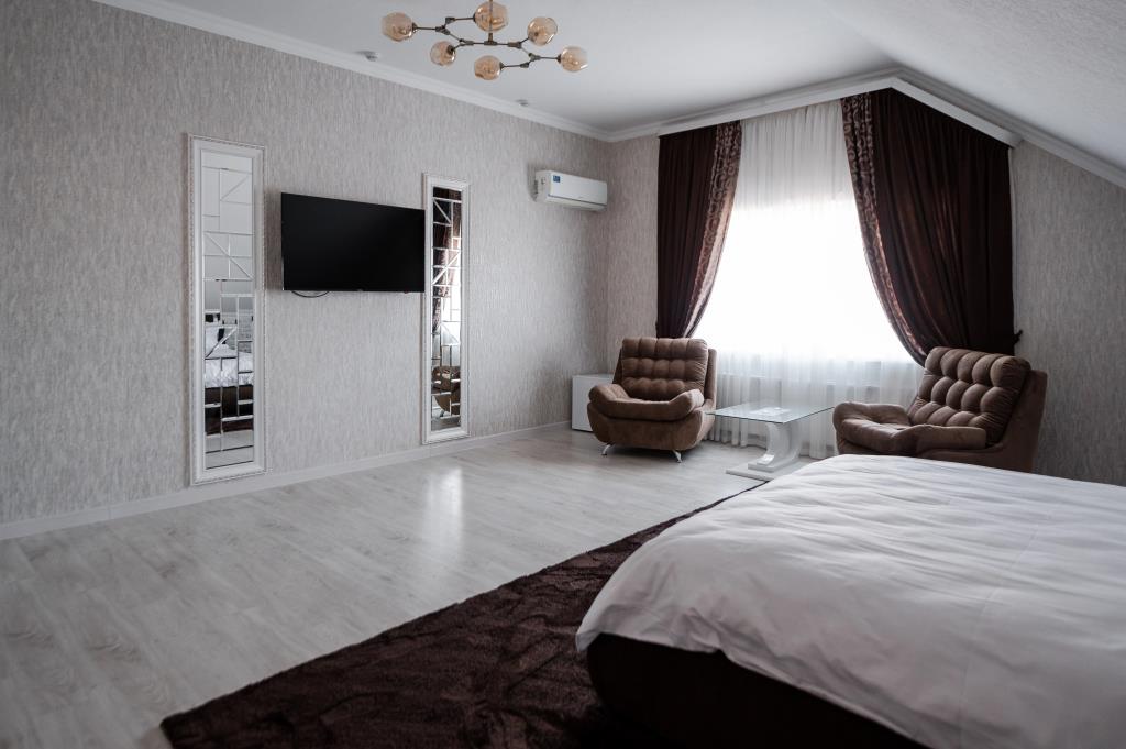 Djump Hotel 3*