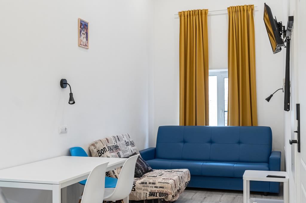 Kompleks apartamentov U Moskovskogo vokzala 0*