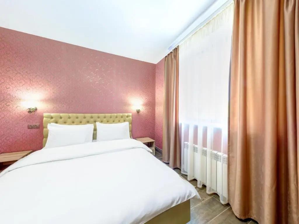 EdNo Hotel 0*