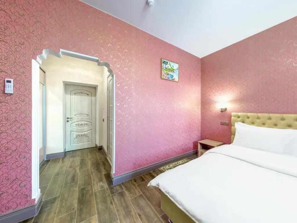 EdNo Hotel 0*