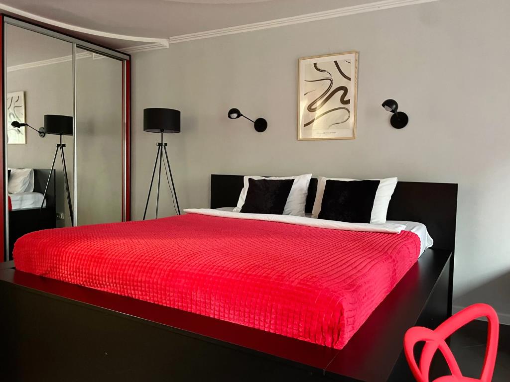 Apartmari Stilnaya Studiya V Tsentre Kaliningrada 0*
