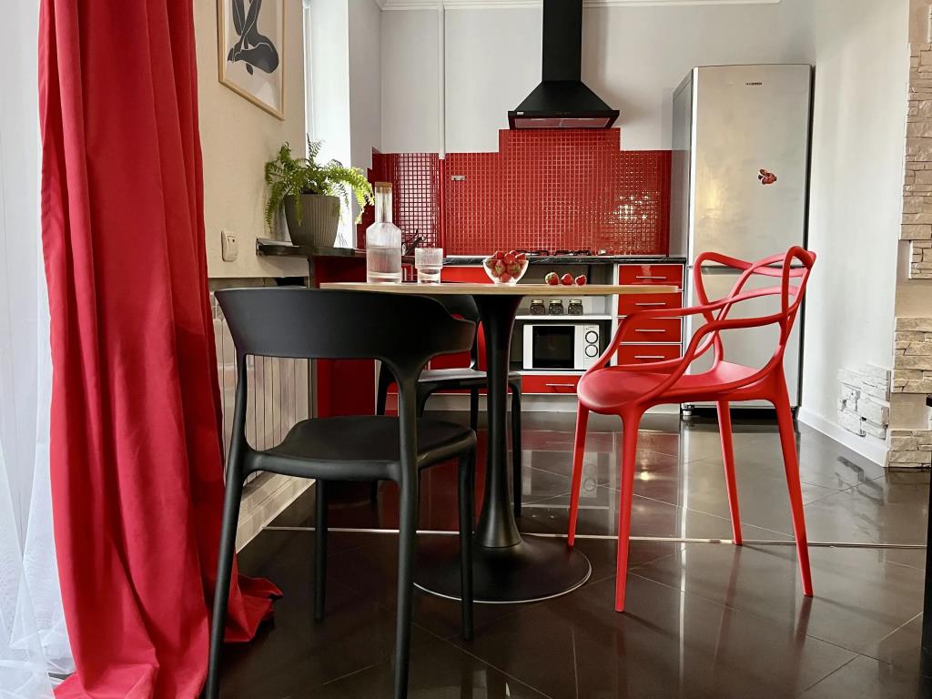 Apartmari Stilnaya Studiya V Tsentre Kaliningrada 0*