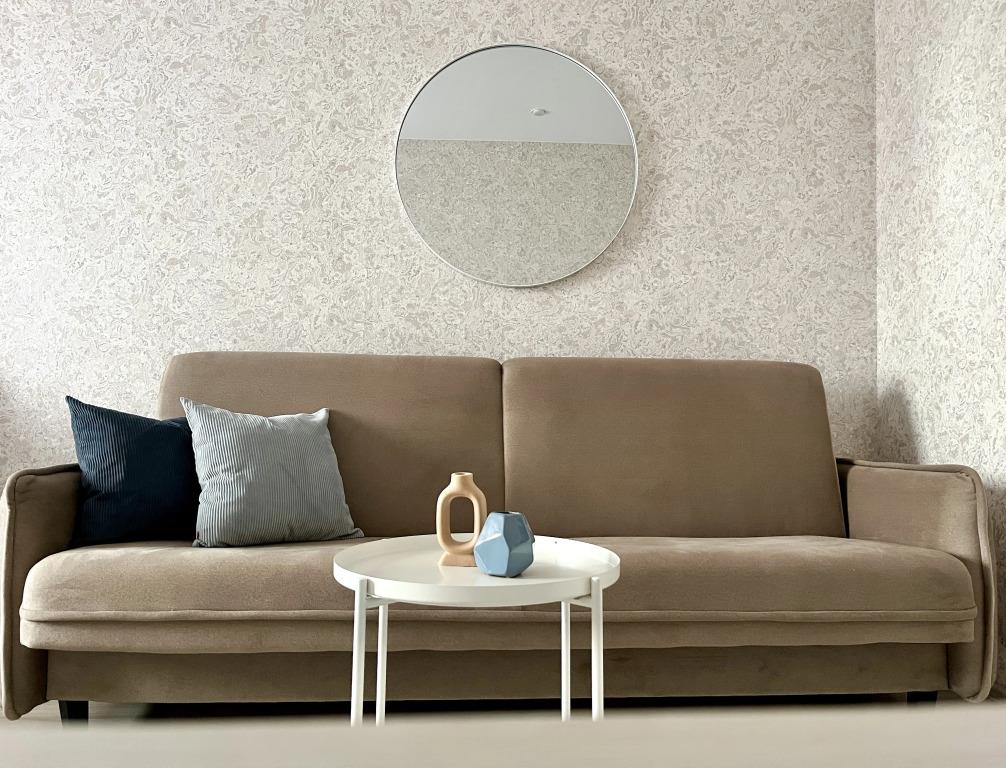 Apartmari Lyuks V Samom Tsentre Na Beregu Zamkovogo Pruda 0*