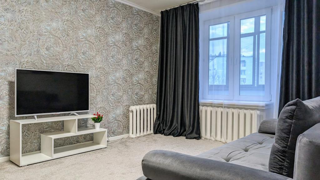 Svobodna na Gruzinskom Vale Flat 0*