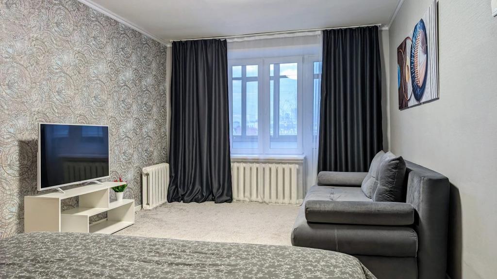 Svobodna na Gruzinskom Vale Flat 0*