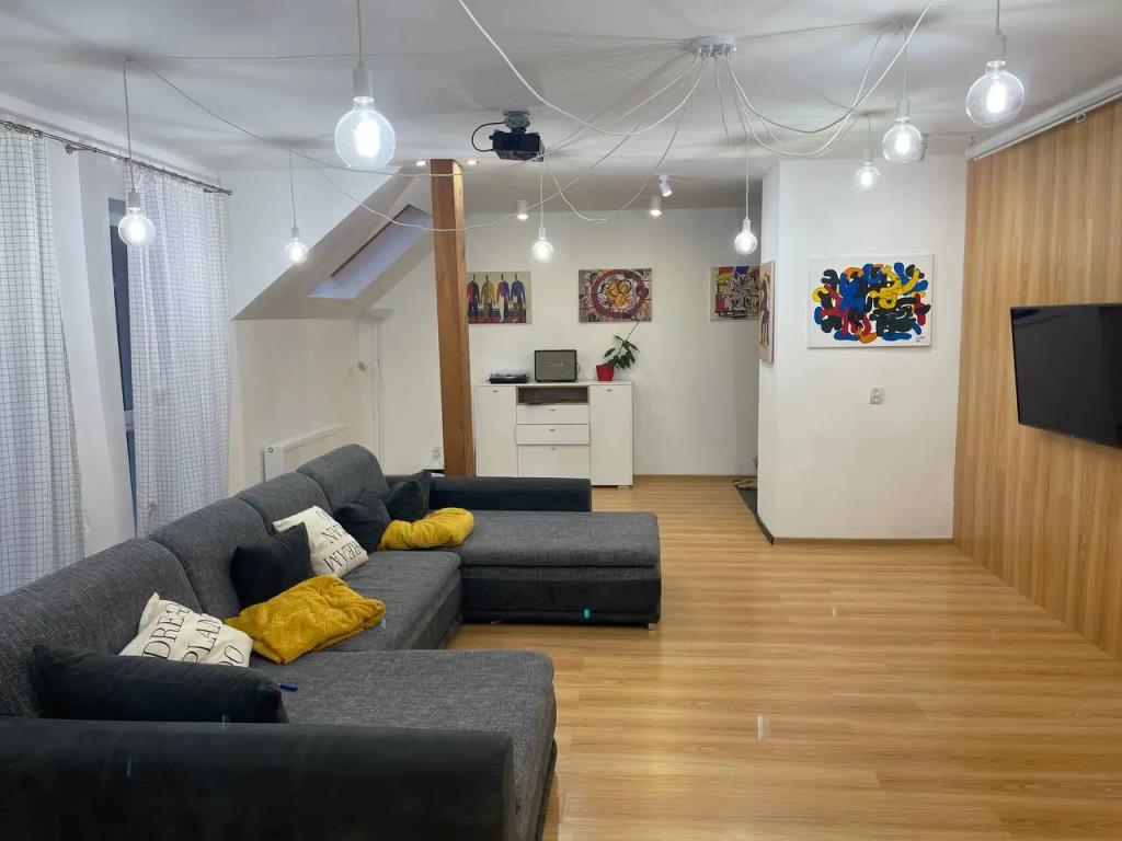 Kompleks Apartamentov Raushen 0*