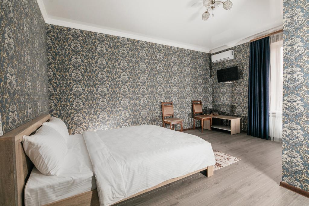 Dizak Hotel 0*