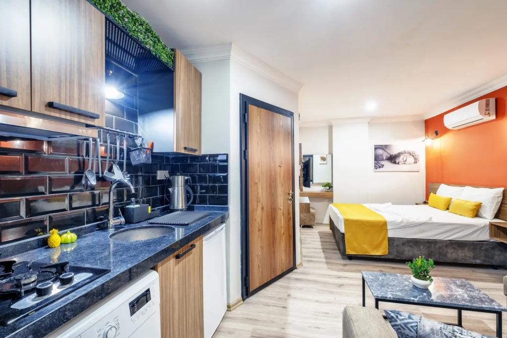 Terra Rossa Suites 0*