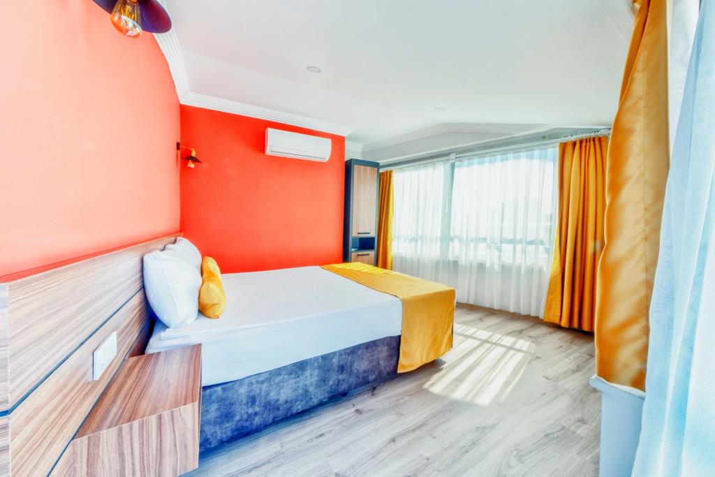 Terra Rossa Suites 0*