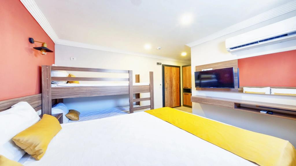 Terra Rossa Suites 0*