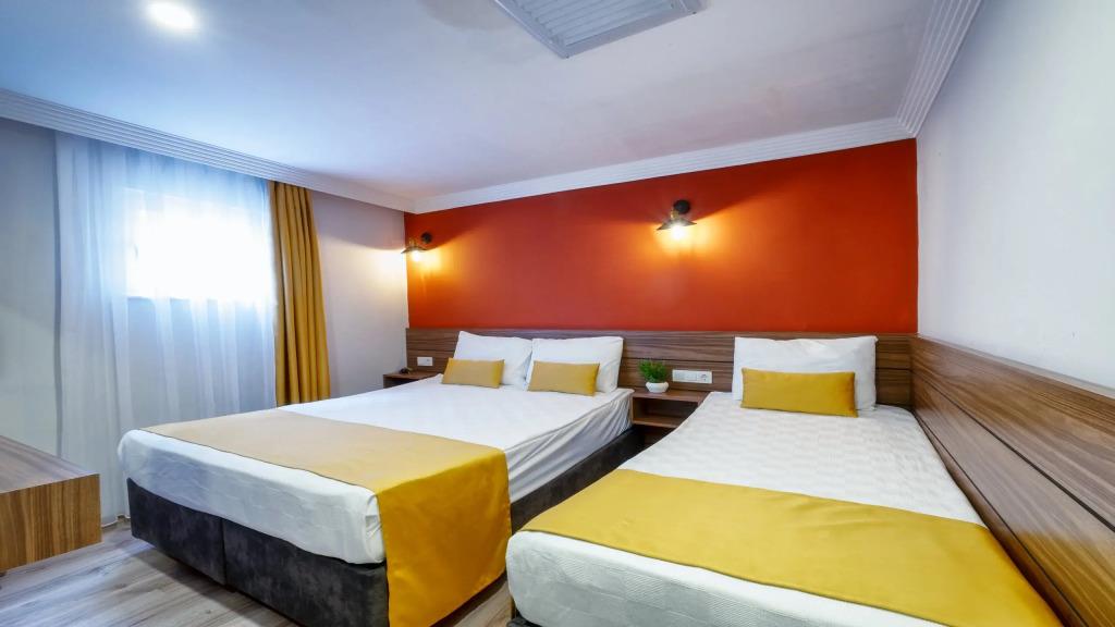 Terra Rossa Suites 0*