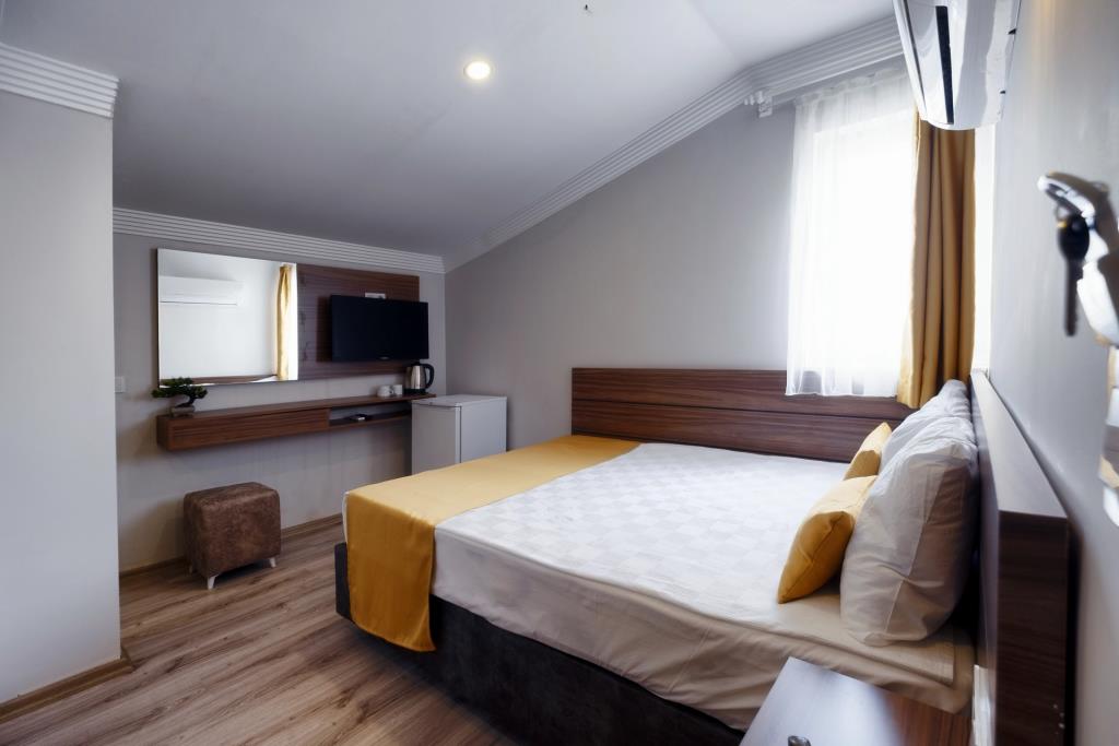 Terra Rossa Suites 0*