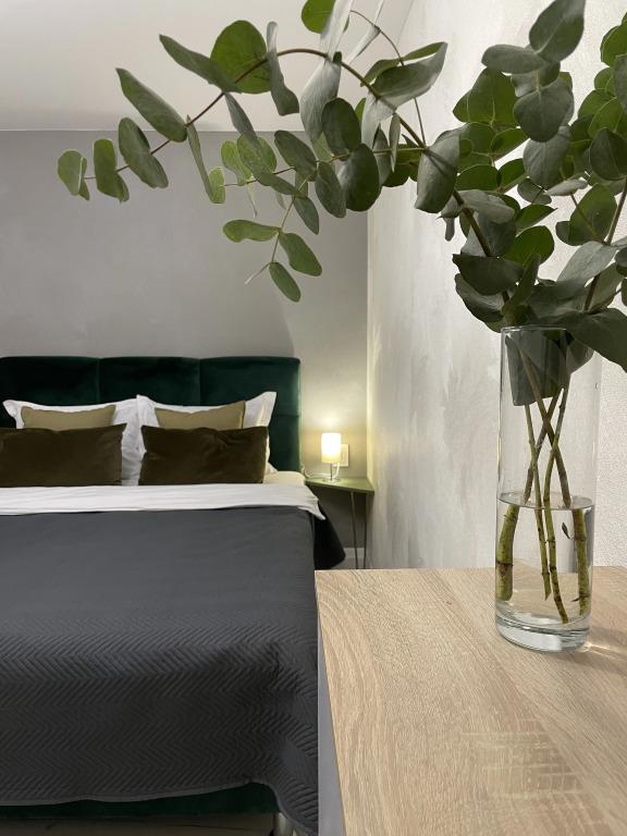 Trekhkomnatnye apartamenty Pro.apartments on Bagration  Apartments 0*