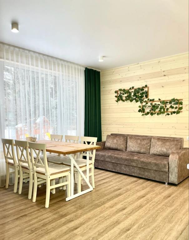 Liberty Village Chalet 0*