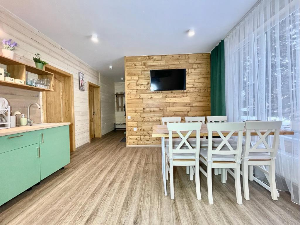 Liberty Village Chalet 0*