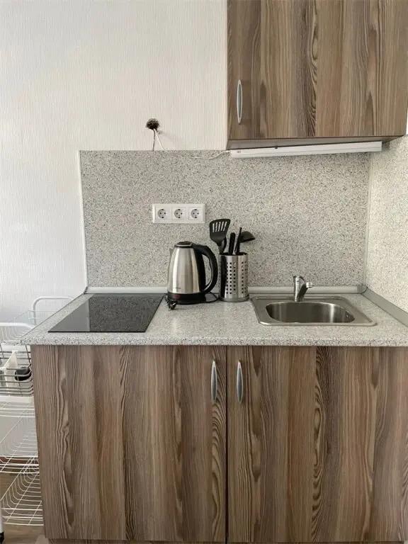 Halo Apartments 0*