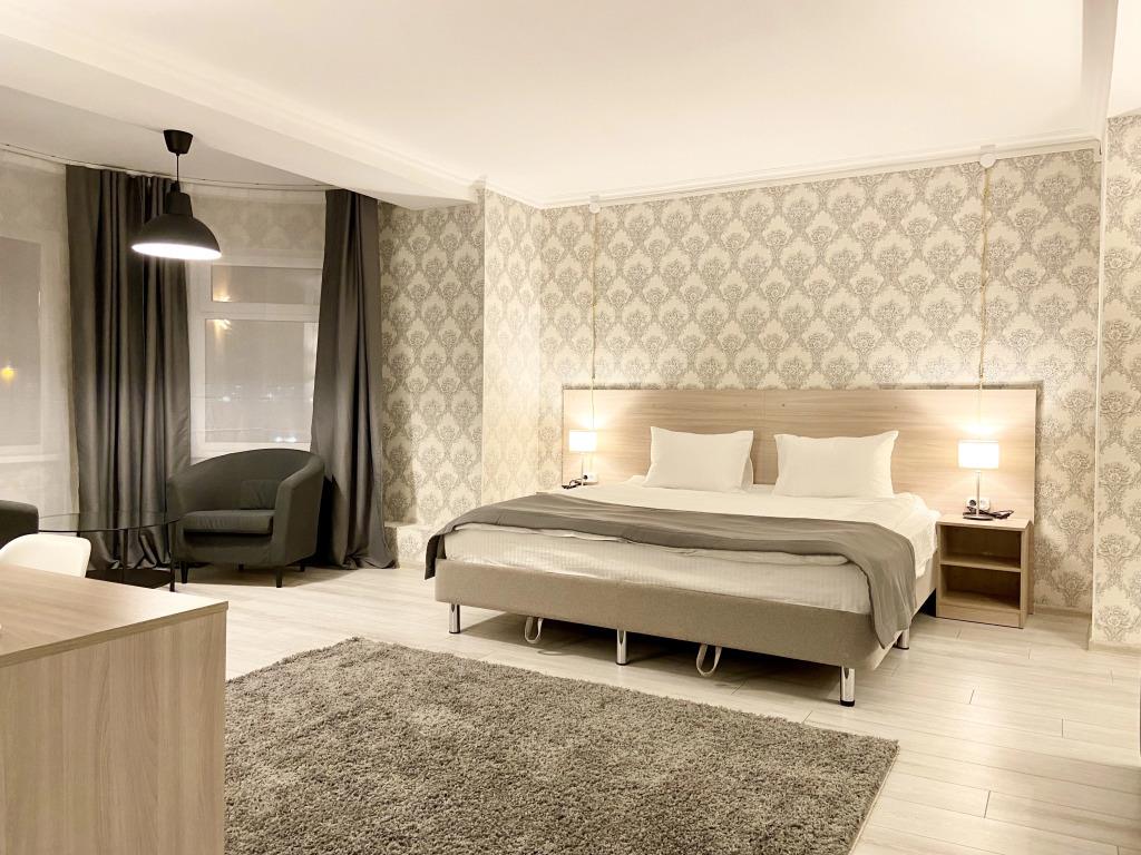 Etalon Hotel 0*