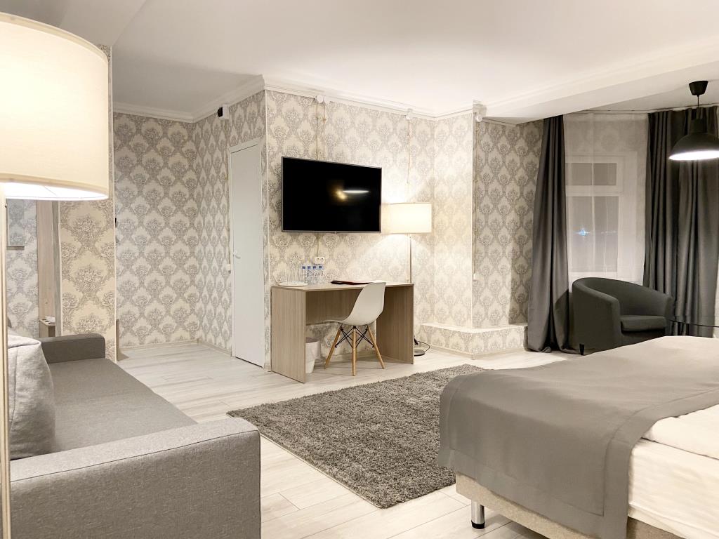 Etalon Hotel 0*