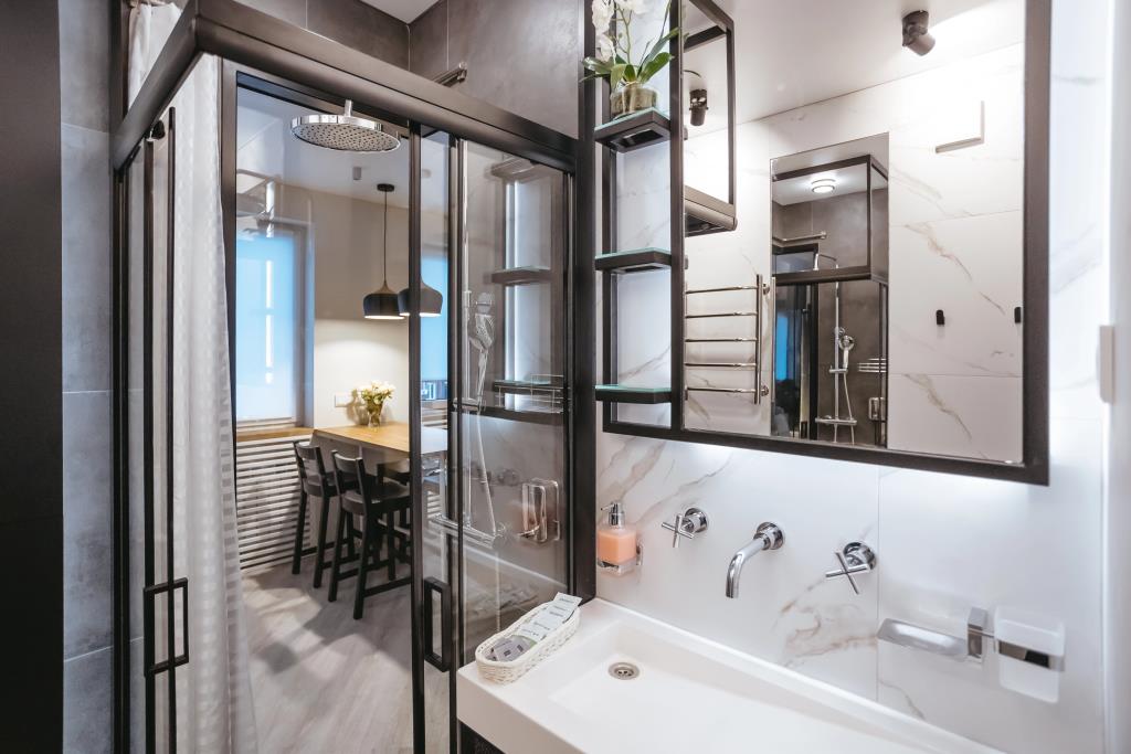 Cozy39 Lake II Apartments 0*