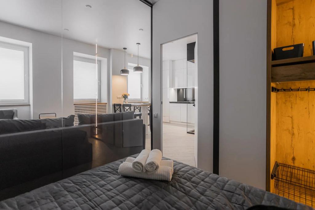 Cozy39 Lake II Apartments 0*