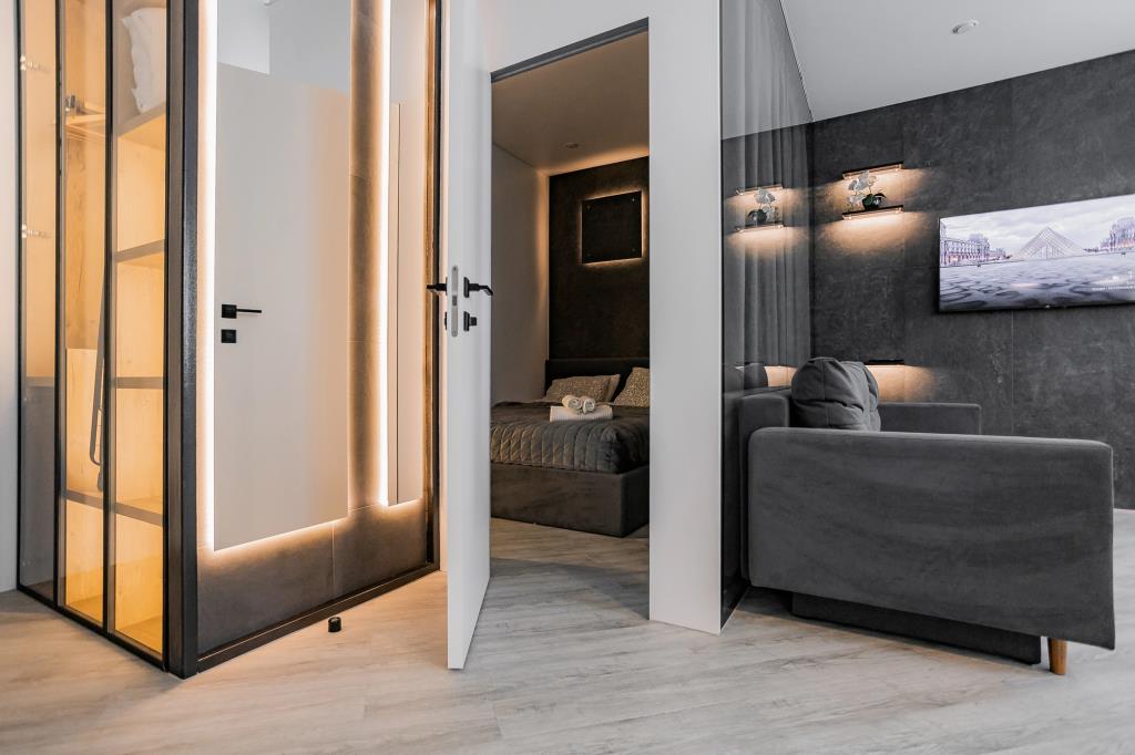 Cozy39 Lake II Apartments 0*