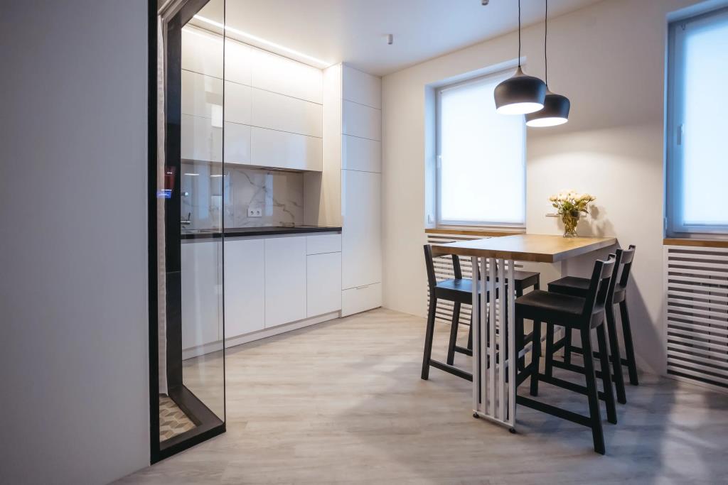 Cozy39 Lake II Apartments 0*