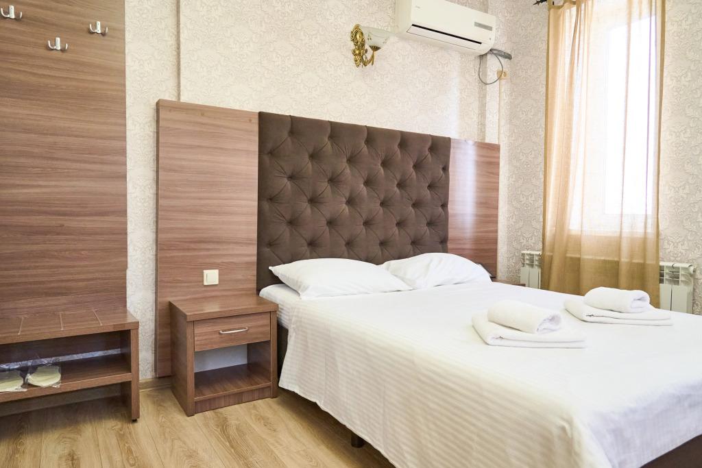 Castro Korpus 1, Korpus 2 Hotel 3*