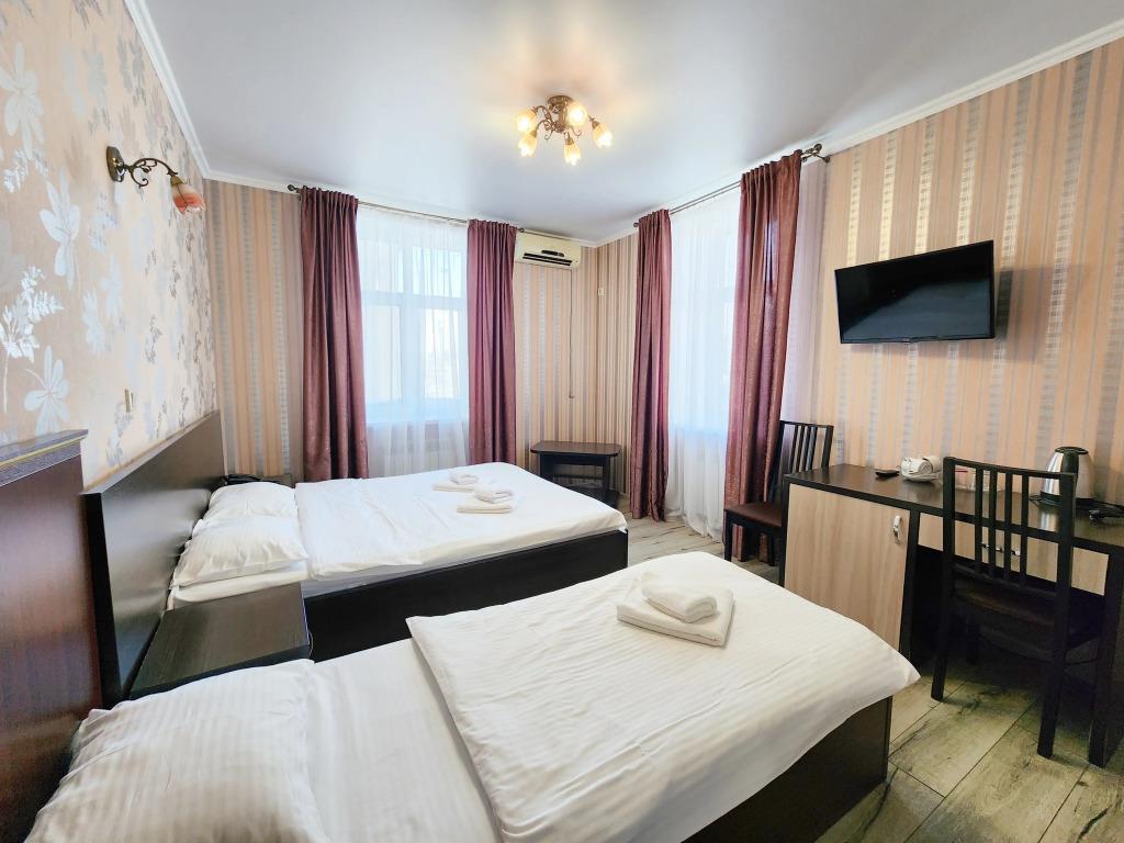 Castro Korpus 1, Korpus 2 Hotel 3*