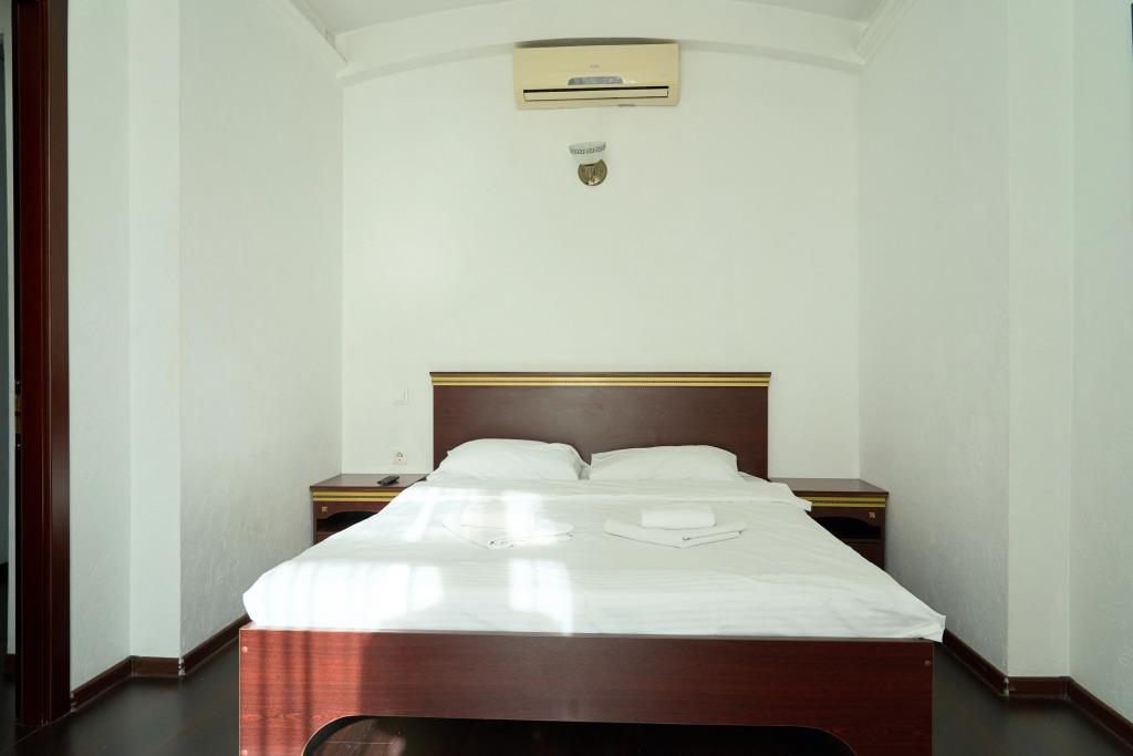 Castro Korpus 1, Korpus 2 Hotel 3*