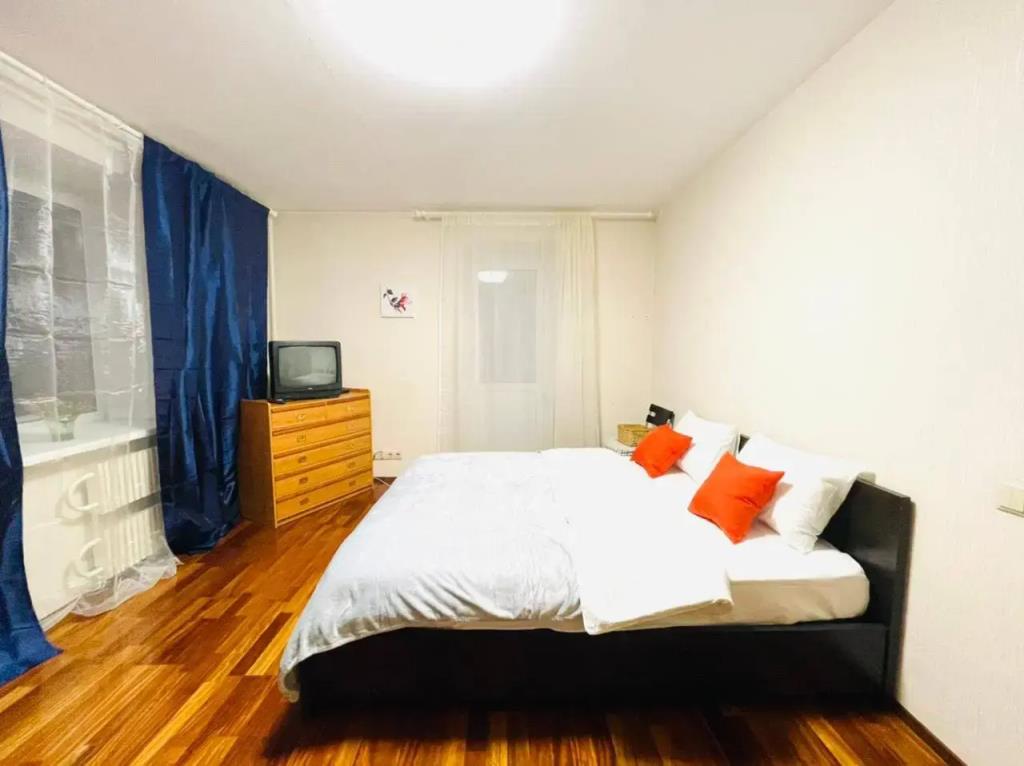 MAXI Na Prospekte Lenina 8a Apartments 0*