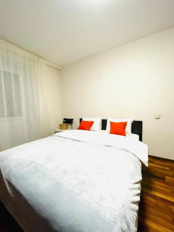 MAXI Na Prospekte Lenina 8a Apartments 0*