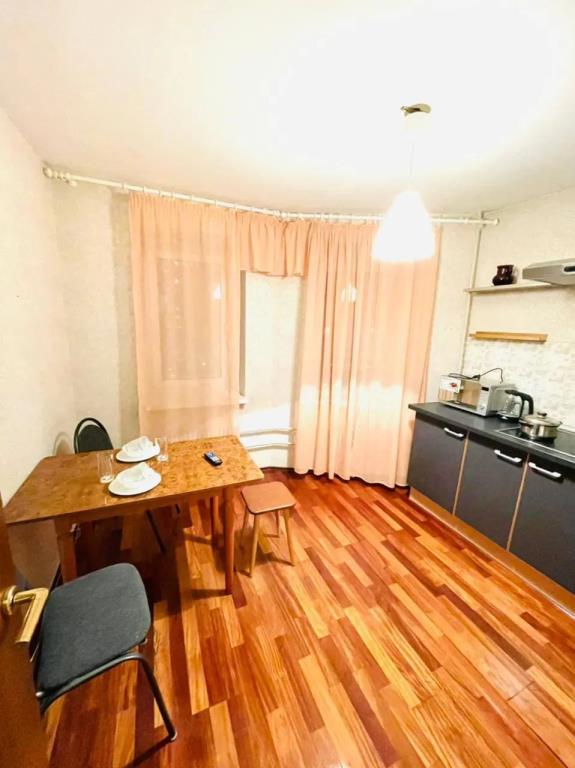 MAXI Na Prospekte Lenina 8a Apartments 0*