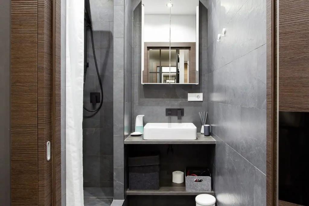 LetYourFlat ''Futurist'' Apartments 0*
