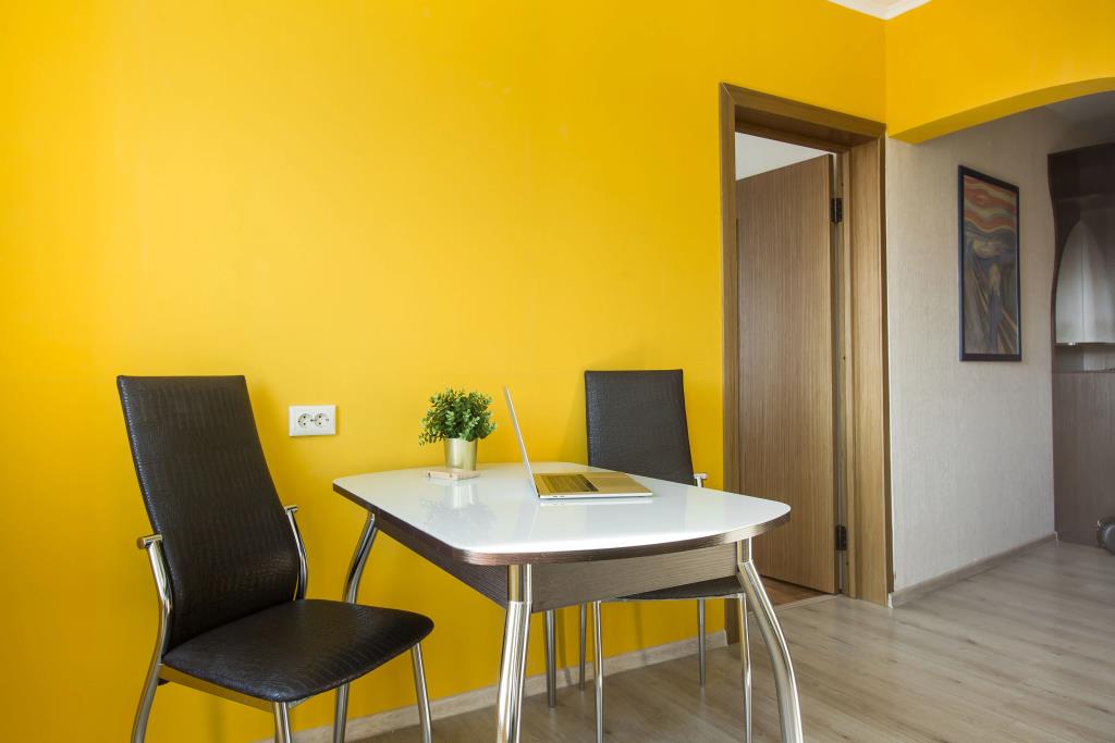 Merino Home Yellow Apartments 0*