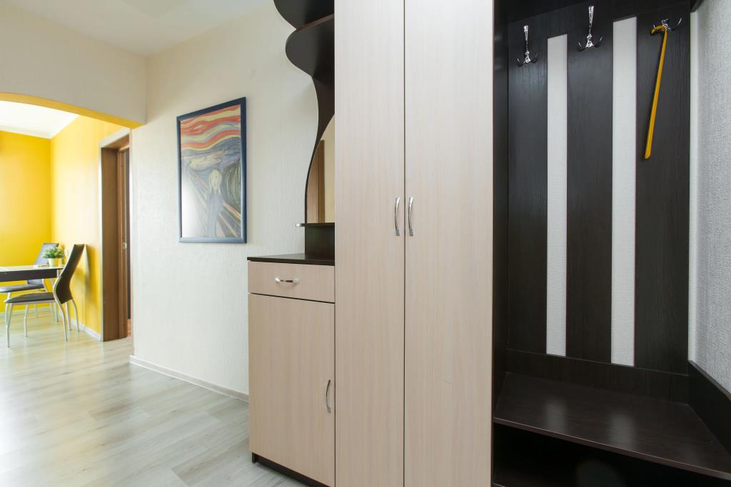 Merino Home Yellow Apartments 0*