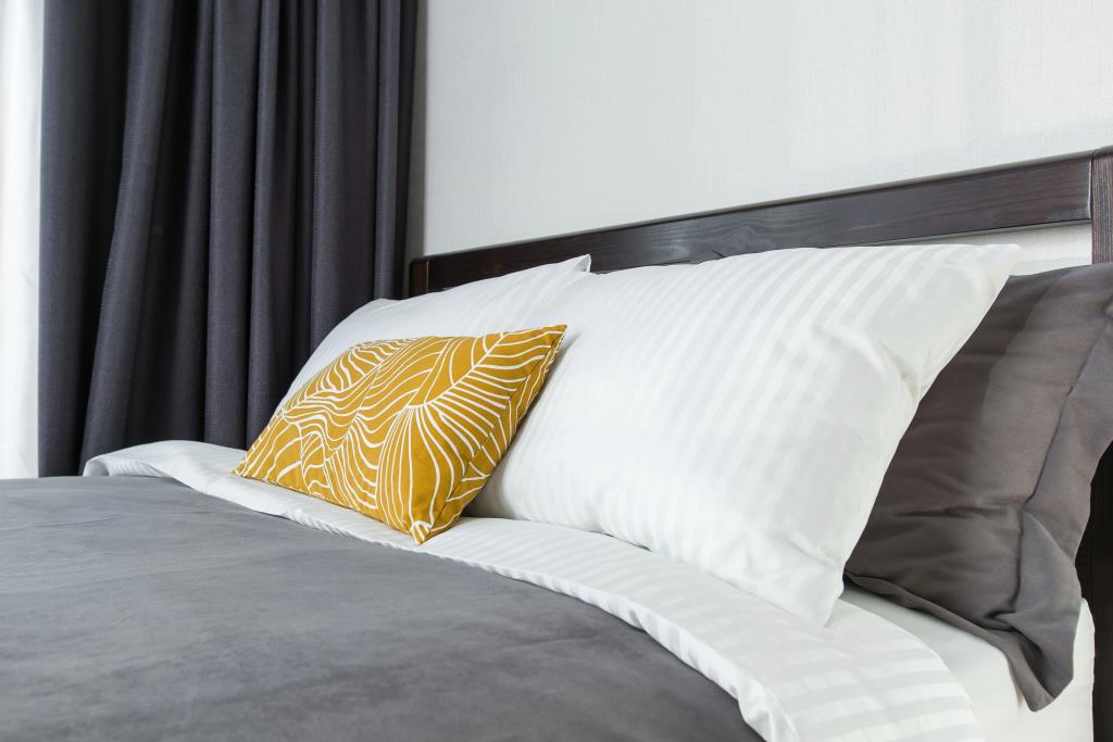 Merino Home Yellow Apartments 0*